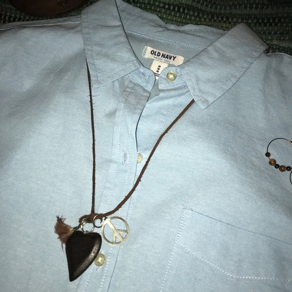 Old Navy size M blue button down EUC - Picture 3 of 5